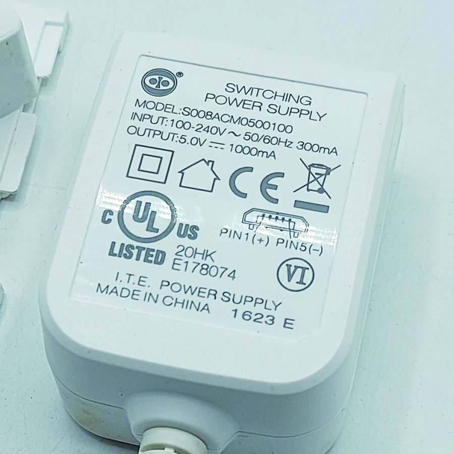 شارژر دیواری 3 وات مدل S008ACM به همراه کابل MICRO-USB