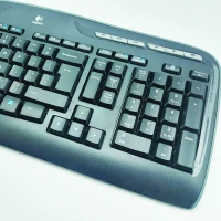 کیبورد و ماوس بی‌سیم لاجیتک مدل MK320
